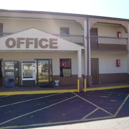 Executive Inn & Suites - Augusta-2