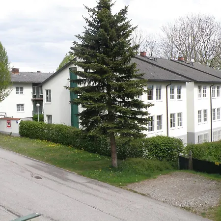 Hotel Sommerhaus am Internats-Campus-3