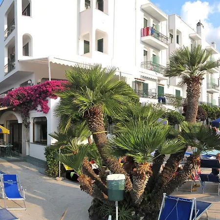 Hotel Ambasciatori-3