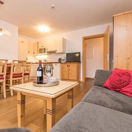 Alpenhof Apartments-3