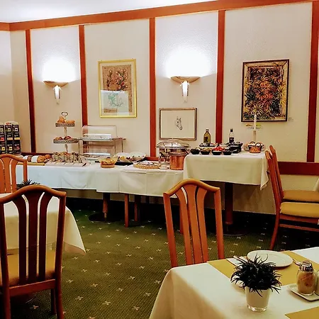 Hotel Garni Reulein-3