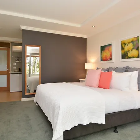 Elfin Hill Vineyard Accommodation-3