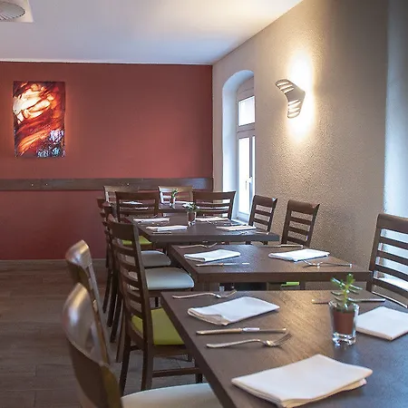 Hotel-Restaurant 1735-2