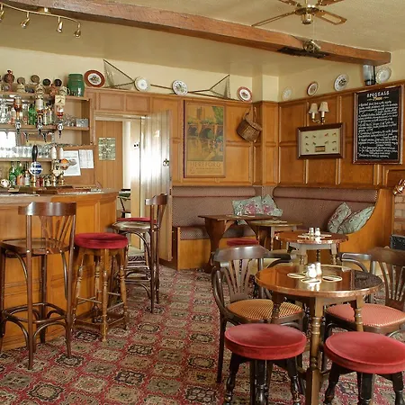 The Red Lion Hotel-2