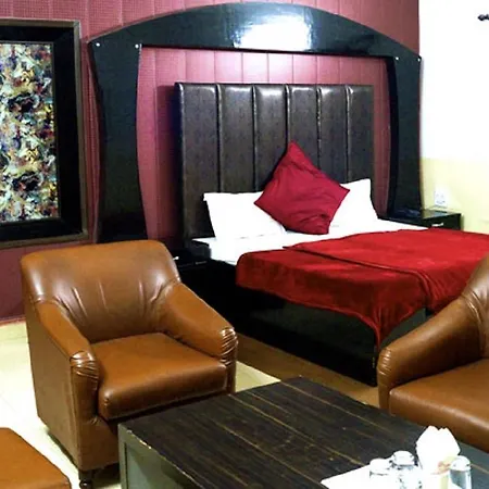 Hotel Shiraz Continental-3