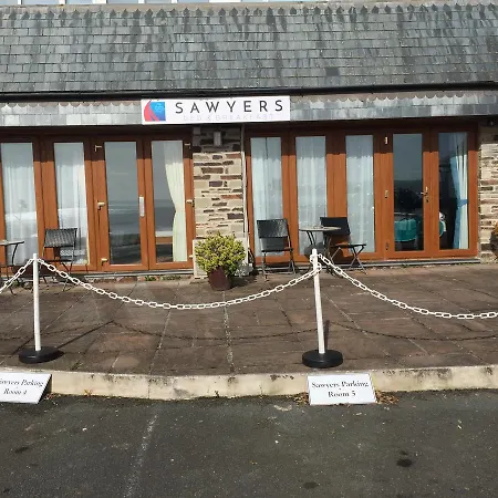 Sawyers Bed And Breakfast-3