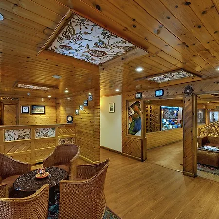 Heevan Retreat Gulmarg-2