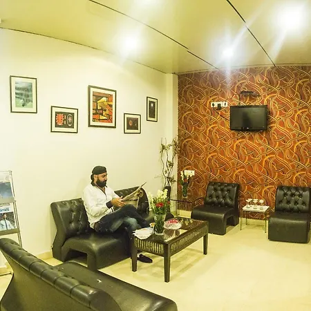 Hotel Amby Inn-2