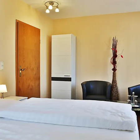 Hotel Am Schloss-3
