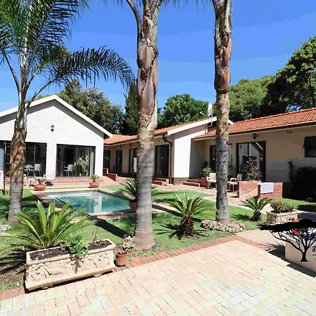 Acacia Grove Guest House-3