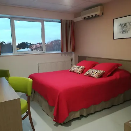 Hotel Biarritz Atlantique - Lycee Hotelier - Management School-2