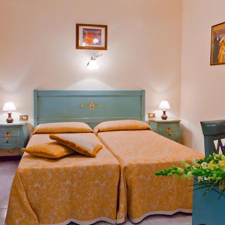 Hotel Henry-2