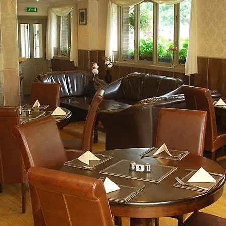 New Overlander Inn-2