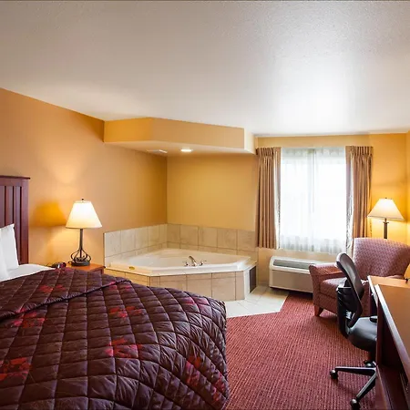 Rodeway Inn & Suites Phillipsburg-3