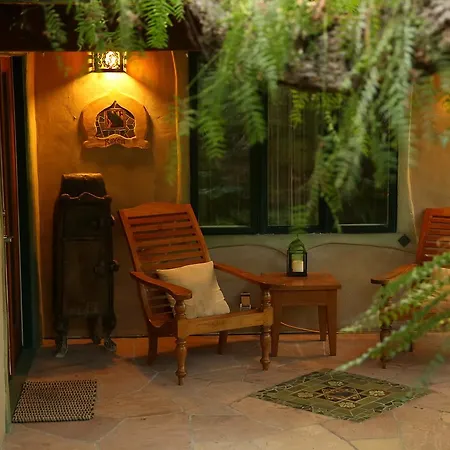 The Emerald Iguana Inn-2