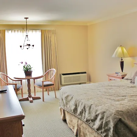 Columbus Inn-2