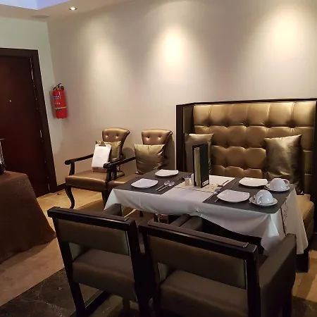 Check Inn Hotel-3
