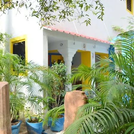 Hostelavie Varanasi-3