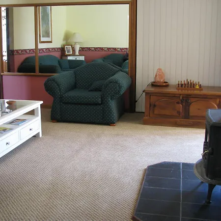 Hill Top Country Guest House-2