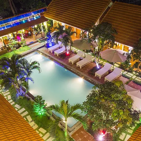 Little Garden Bungalow-2