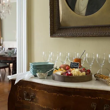 The Twelve Oaks Bed & Breakfast-2