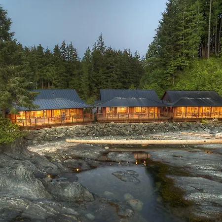 Wild Renfrew Seaside Cottages-3
