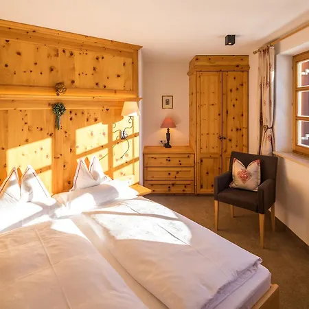 Hotel Ilga-3