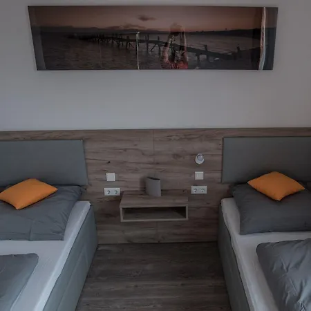 Firstsleep Boardinghouse Griesfeldstrasse Muenchen-2