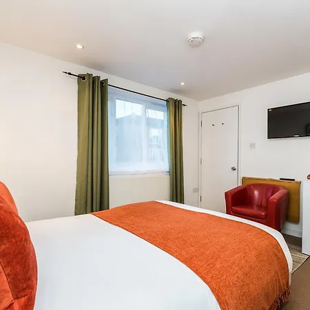 Surrey Quays House-3