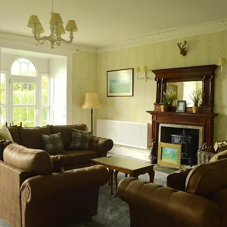 Dol Llan Mansion-2