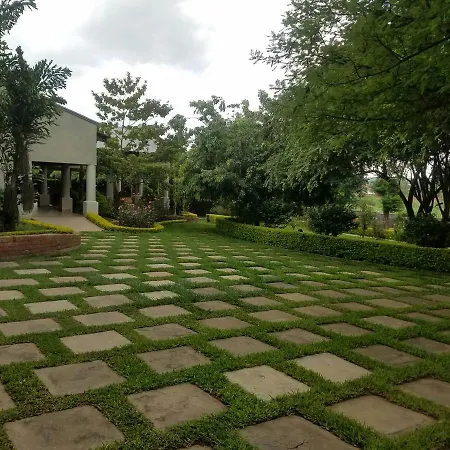 Ufulu Gardens Hotel-3