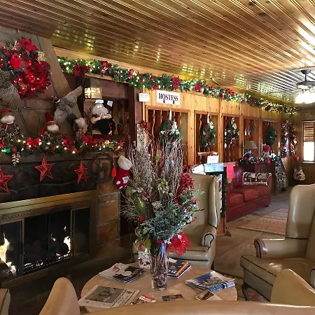 The Lodge At Red River-2