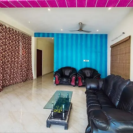 Sasti Hotel Palani-3