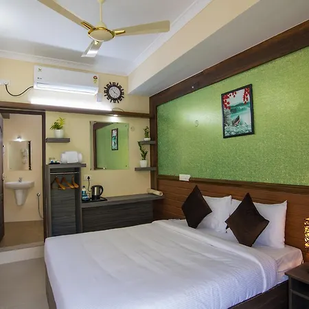 Gems 9 Airport Hotel-3