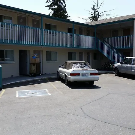 Shamrock Motel-3