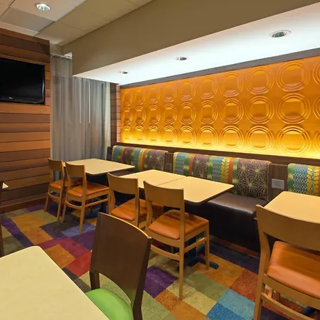 Fairfield Inn & Suites Denver Cherry Creek-3