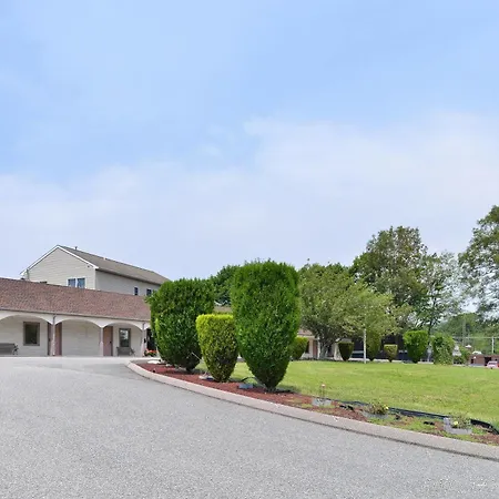Americas Best Value Inn North Kingstown-3