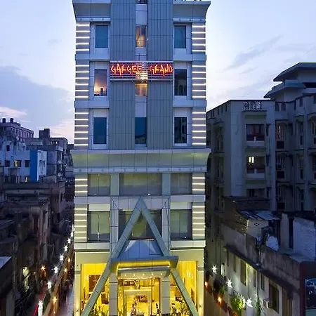 Hotel Gargee Grand-2