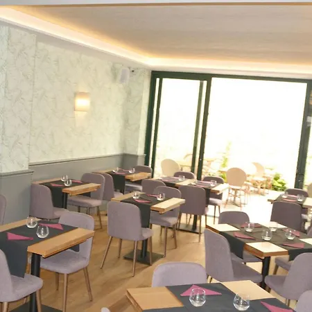 Jardi De Pedra (Adults Only)-2