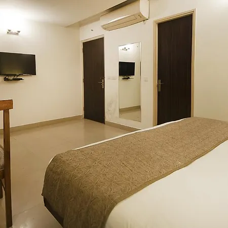 Airport Hotel De Aura Delhi Airport-3