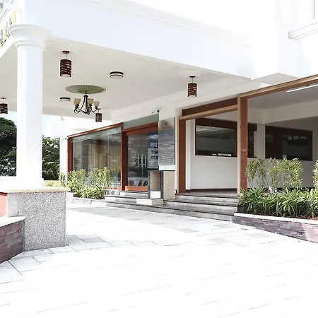 Treebo Premium Akshaya Mahal Inn - Near Mysore Palace-2