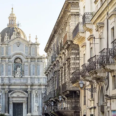 Duomo Suites & Spa-3