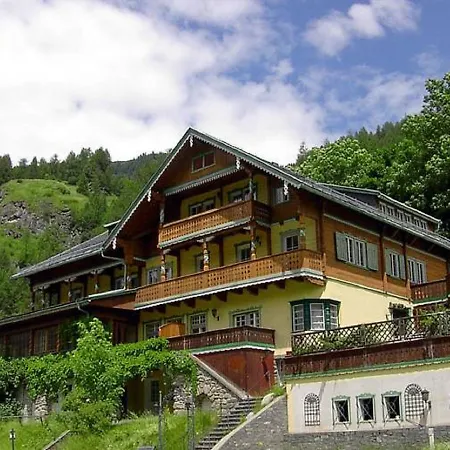 Hotel Kaiservilla-3