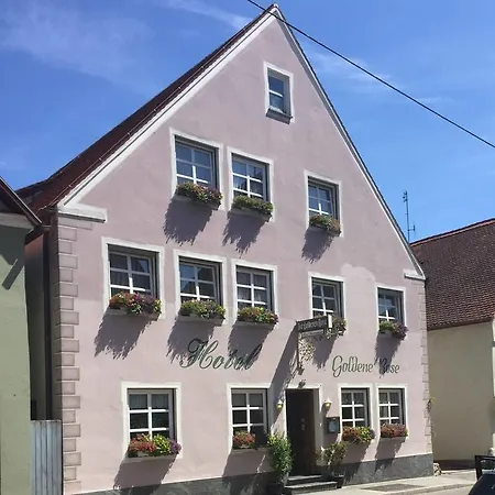 Hotel Goldene Rose-3