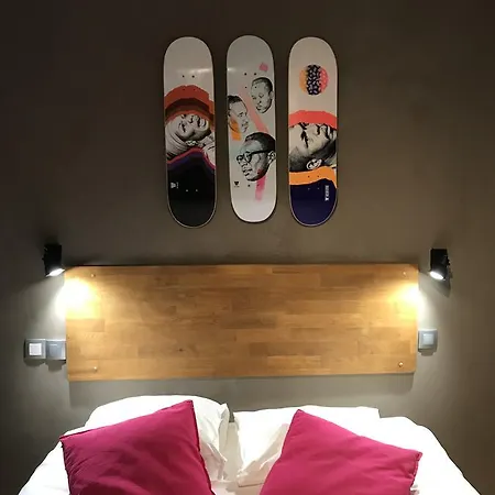 Street Art Hotel-3