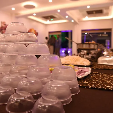 Hotel Gulmohar Pride-3