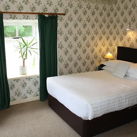 Woodhill House-3