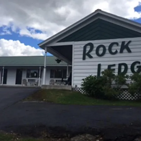 Rock Ledge Motel-3