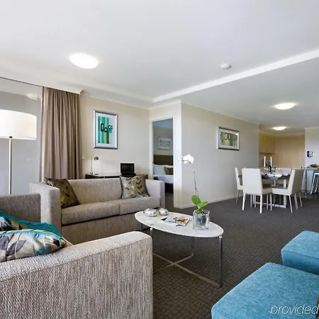Pacific Suites Canberra-3