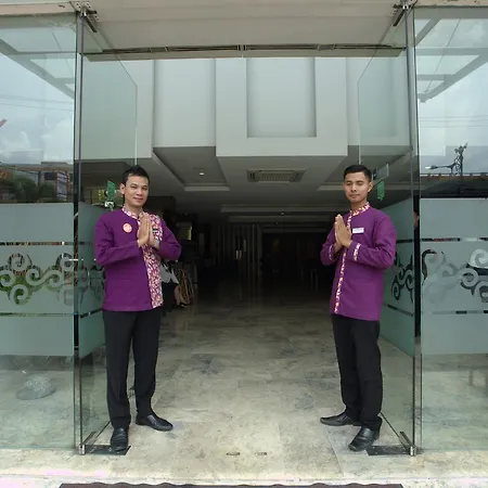 Tjokro Hotel Pekanbaru-3